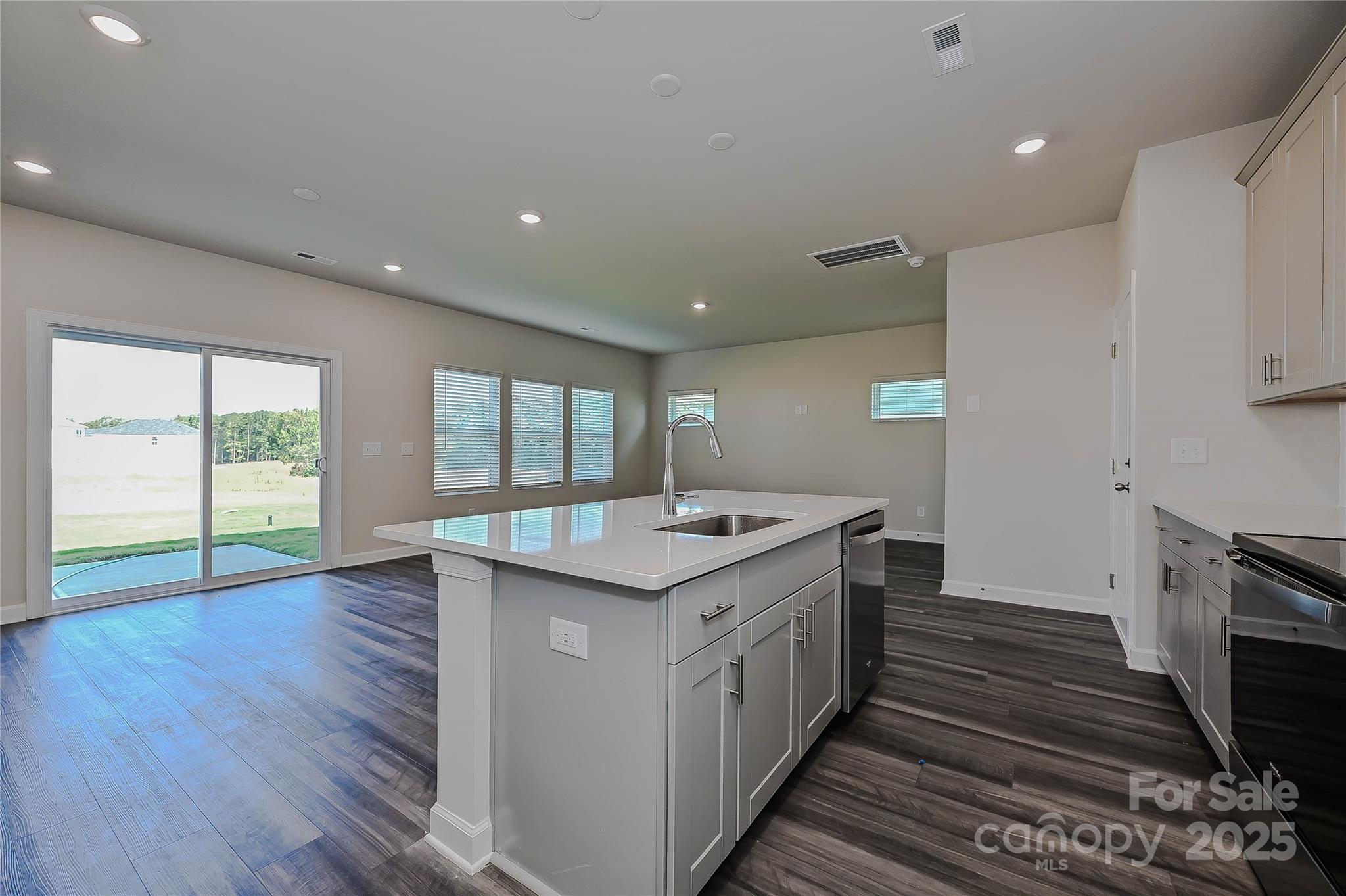 Walnut Reserve - Residential