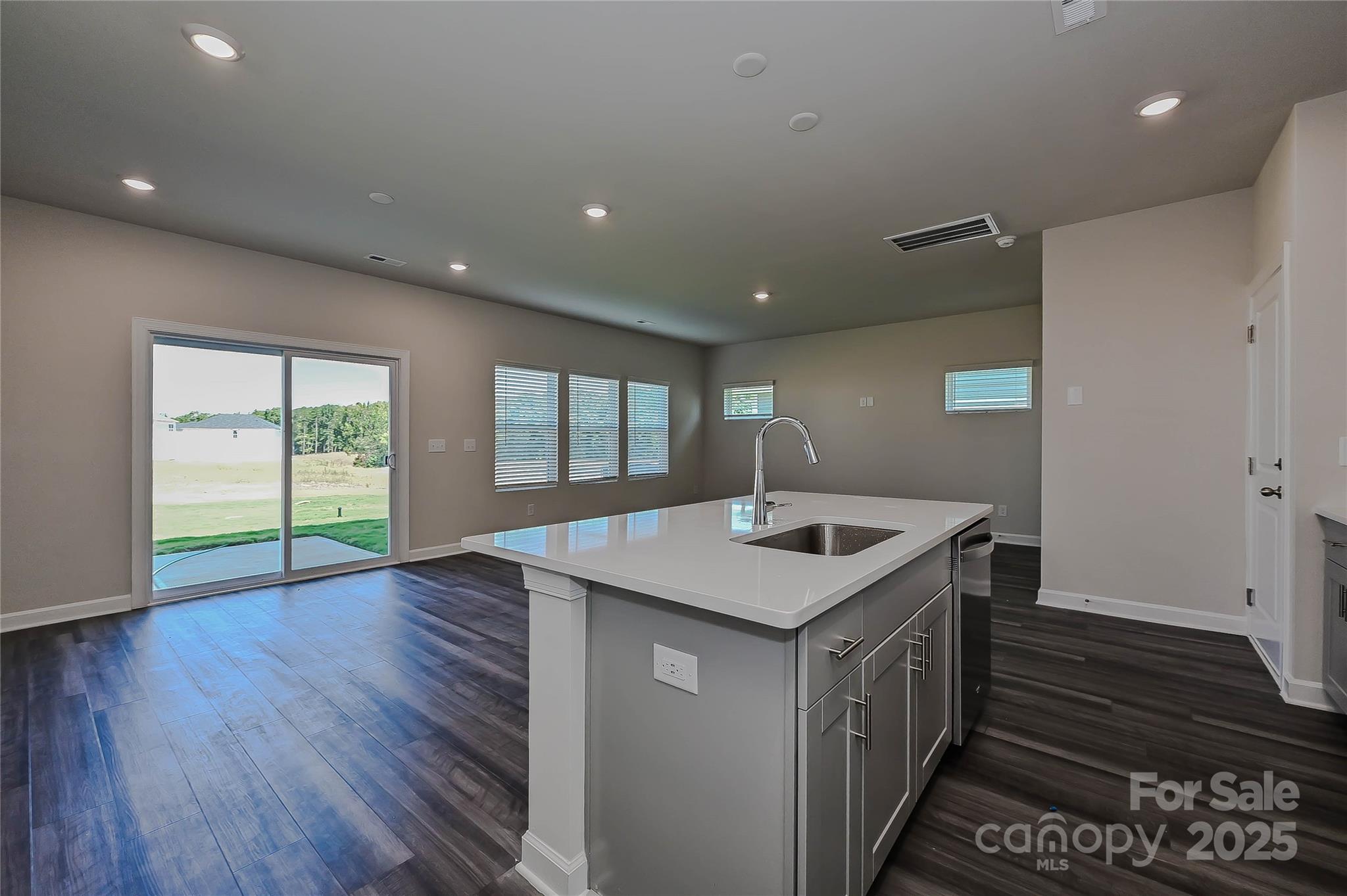 Walnut Reserve - Residential