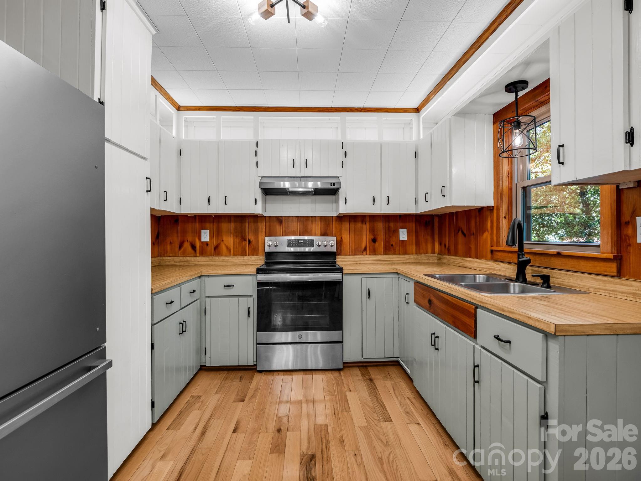 670 Cedar Creek Road