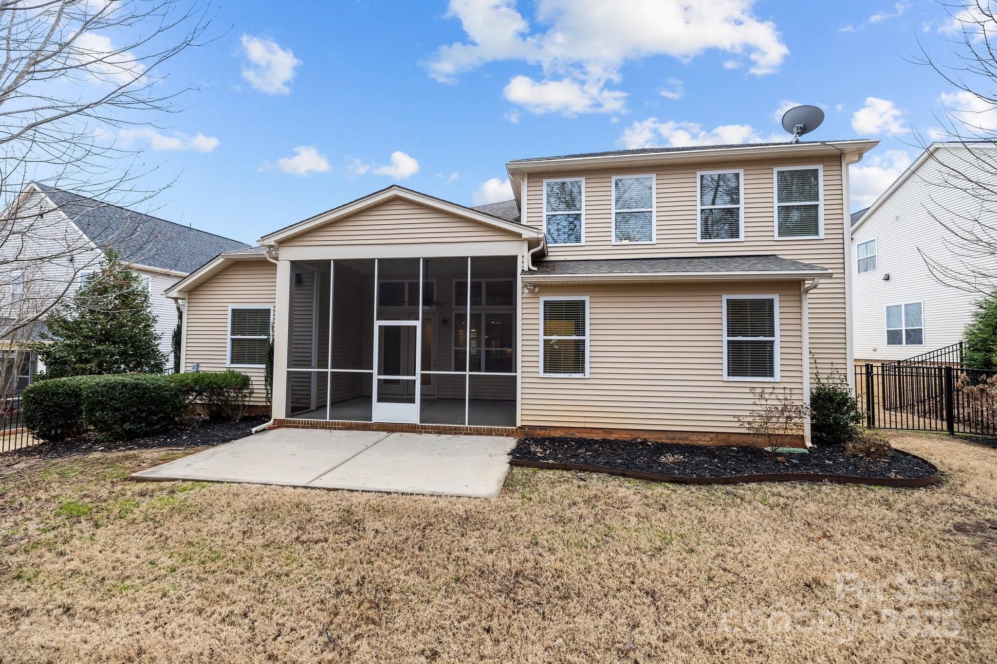 Shelly Woods - Residential