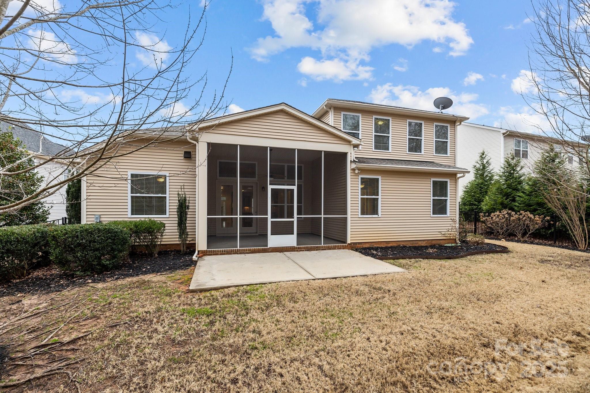 Shelly Woods - Residential