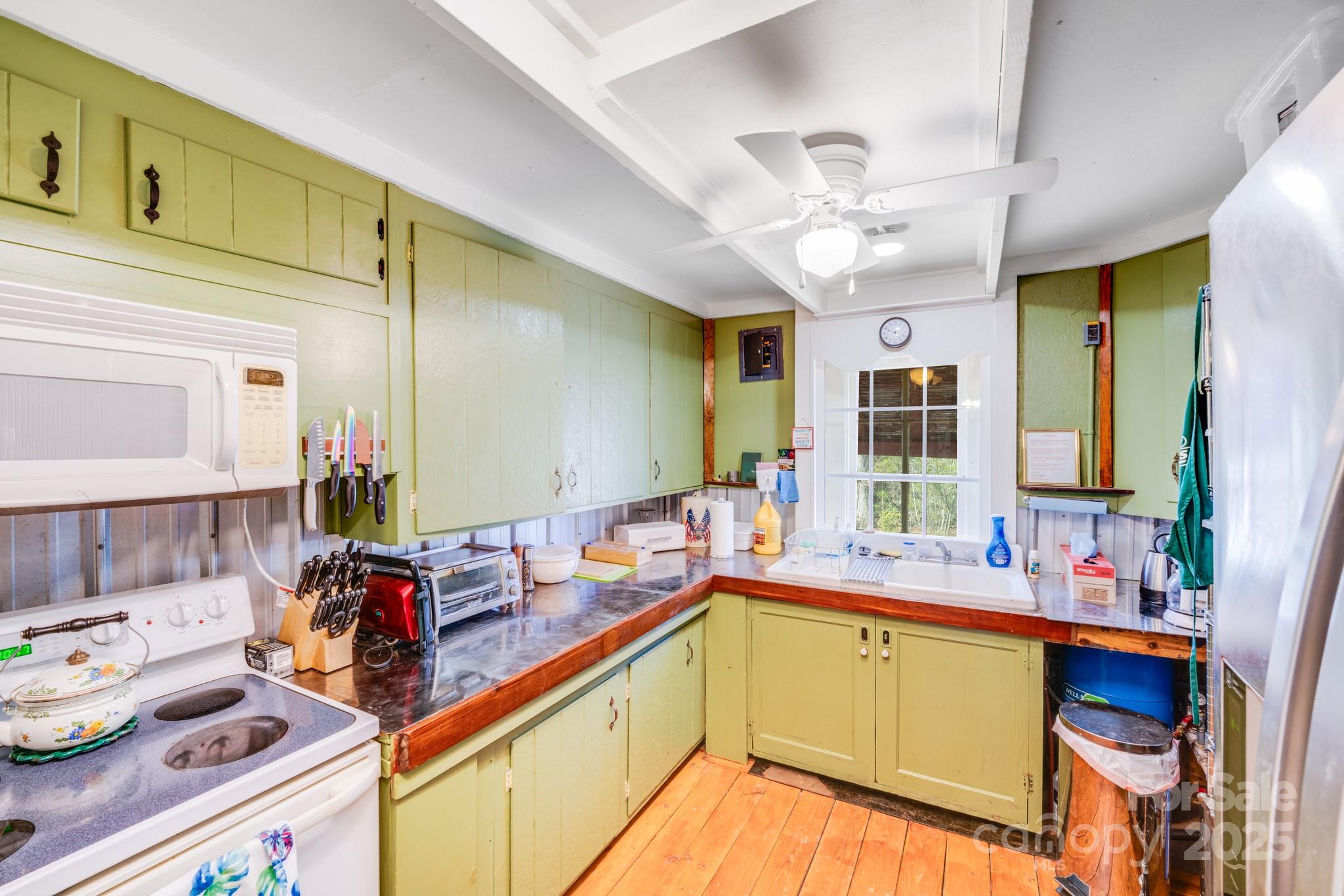 1207 Ashford Road