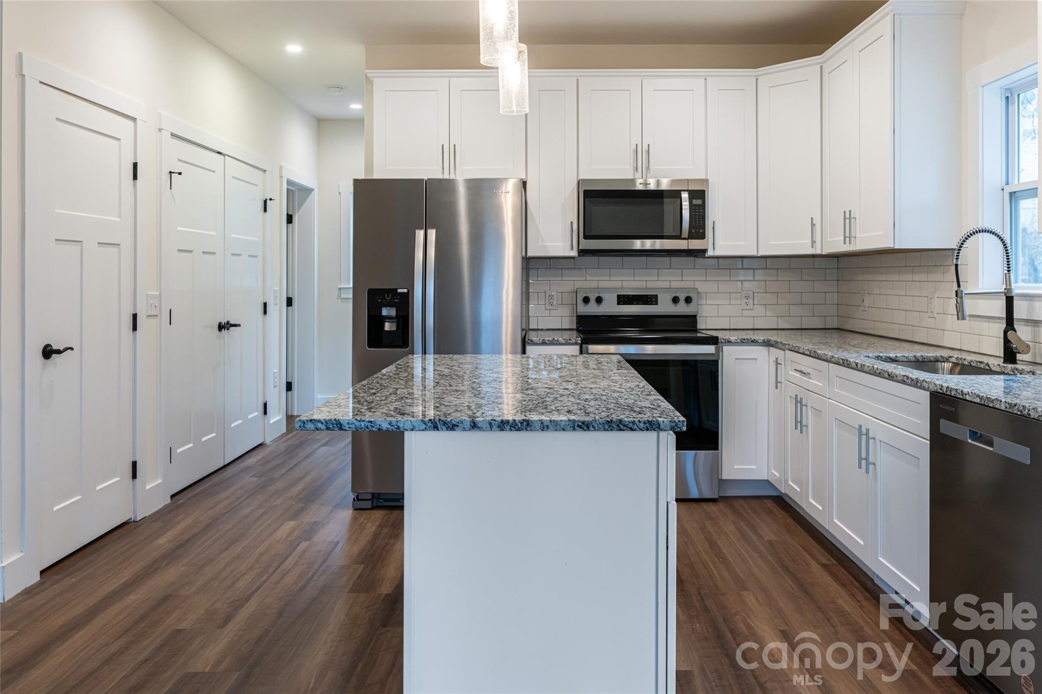 Cascade Ridge - Residential