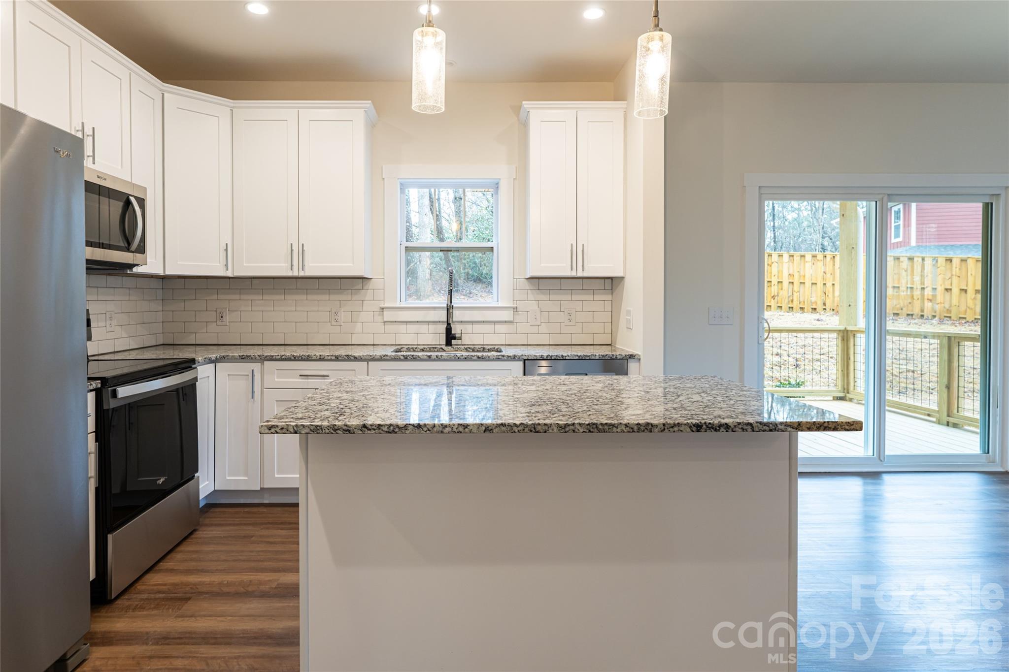 Cascade Ridge - Residential