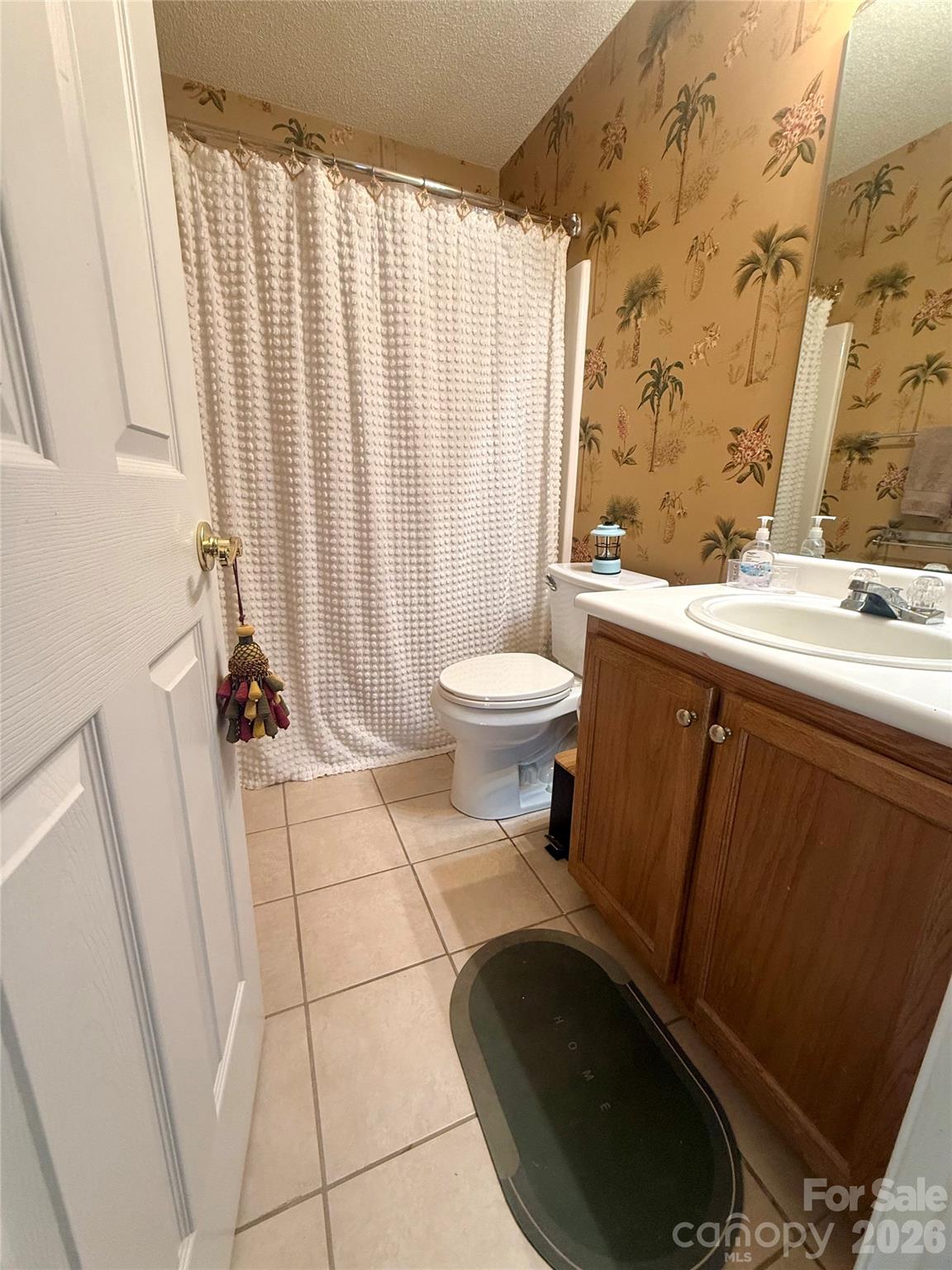 Adams Bluff - Residential