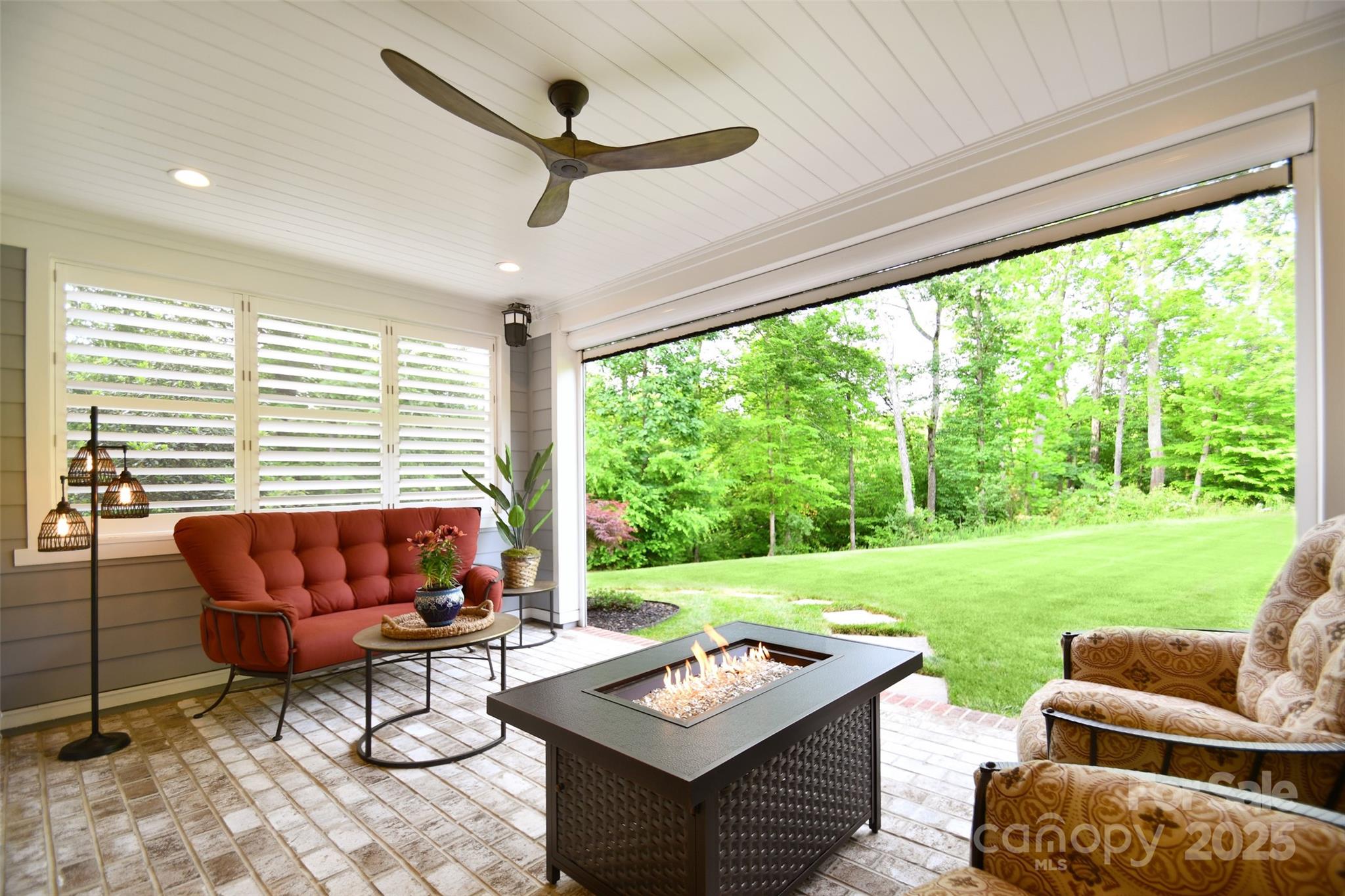 Granary Oaks - Residential