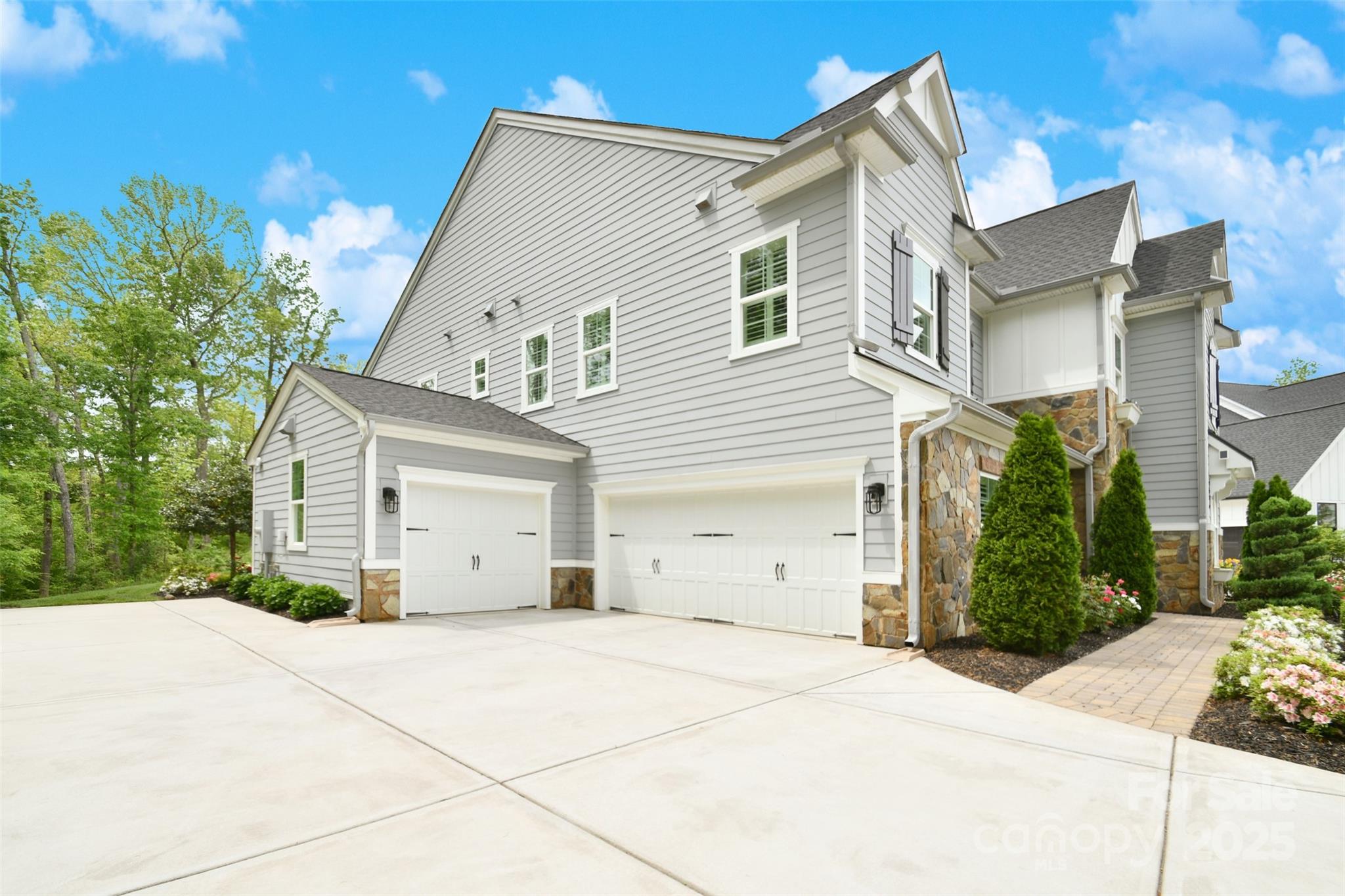 Granary Oaks - Residential