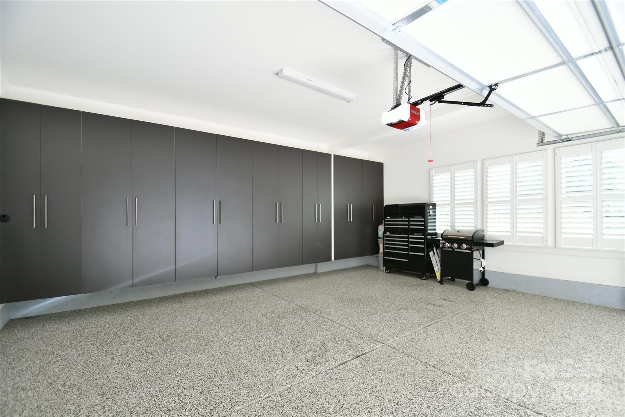 Granary Oaks - Residential