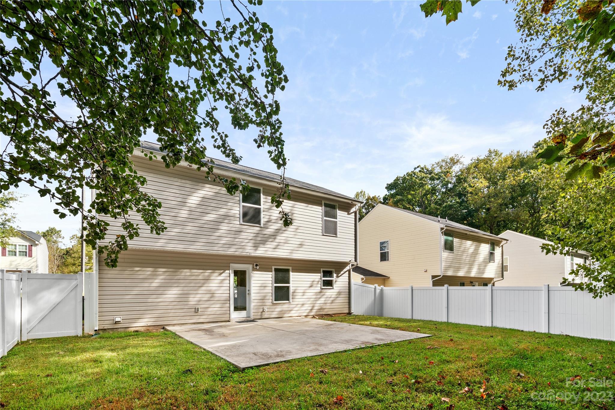 Hammond Lake - Residential