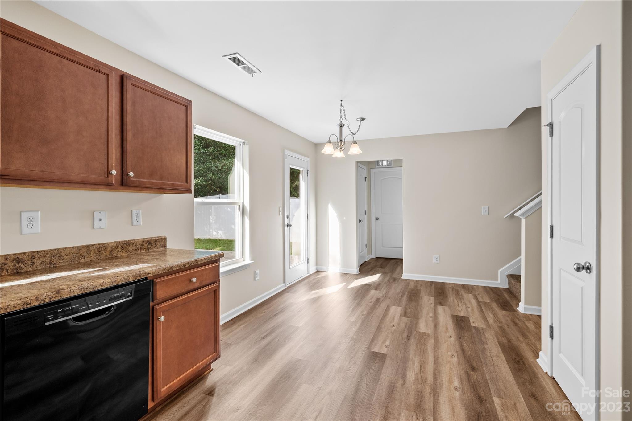 Hammond Lake - Residential