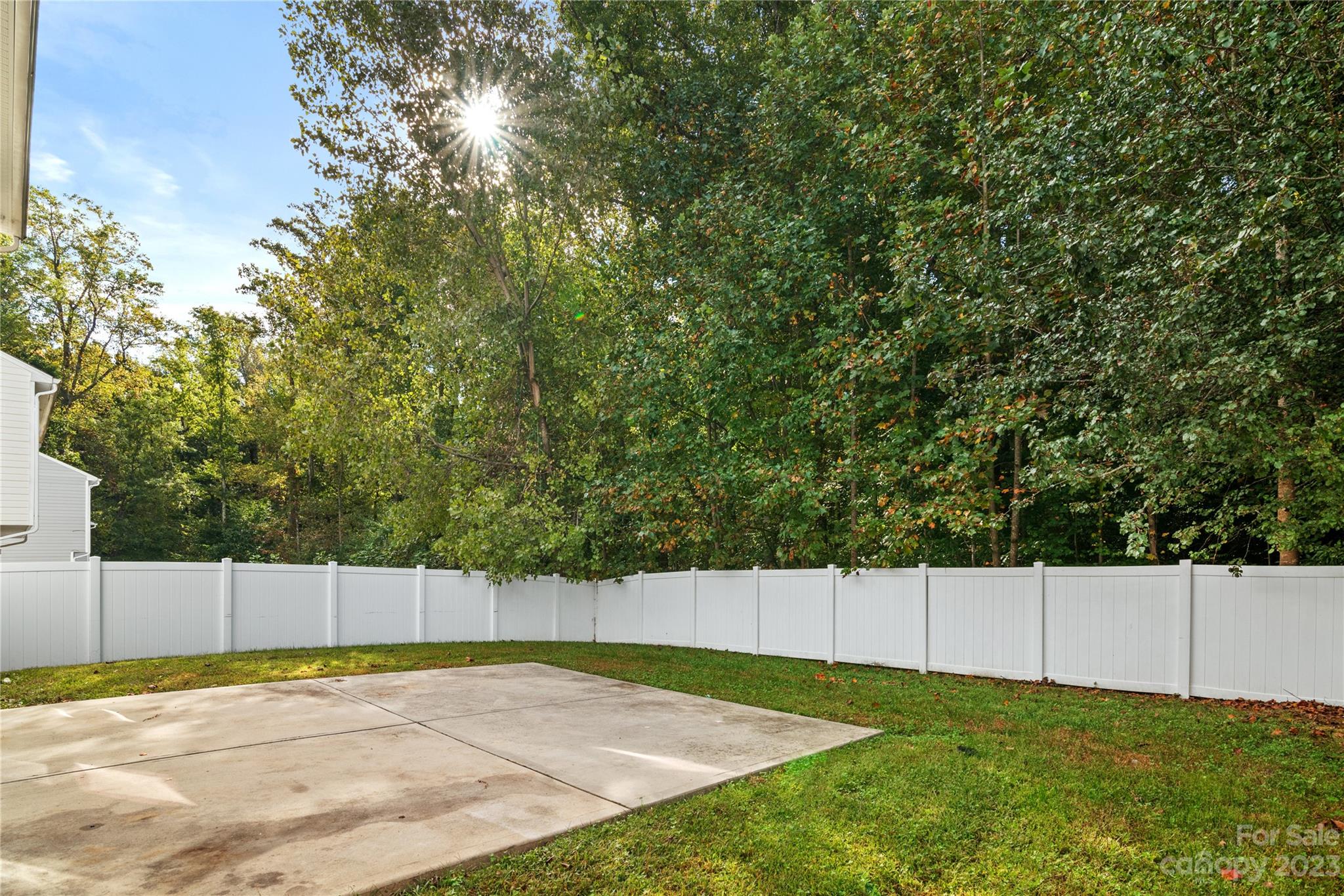 Hammond Lake - Residential