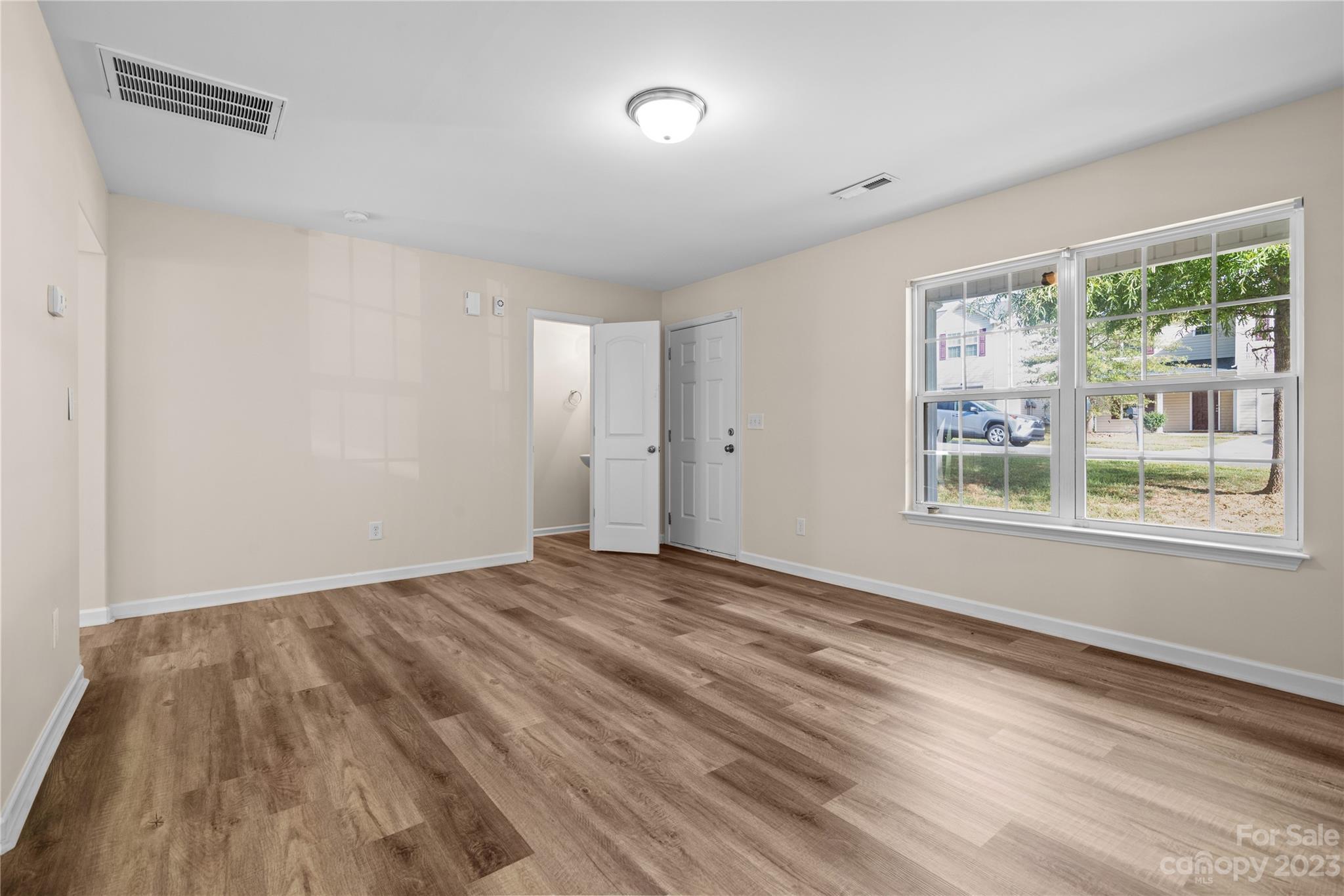 Hammond Lake - Residential