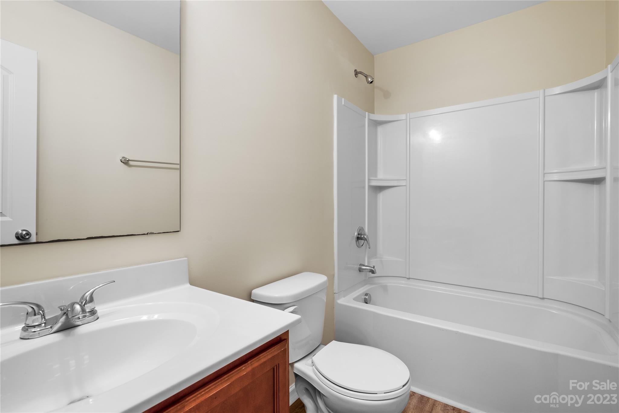 Hammond Lake - Residential