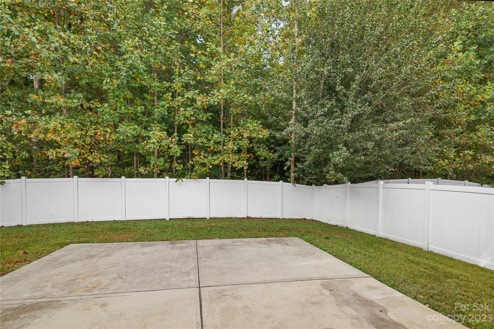 Hammond Lake - Residential