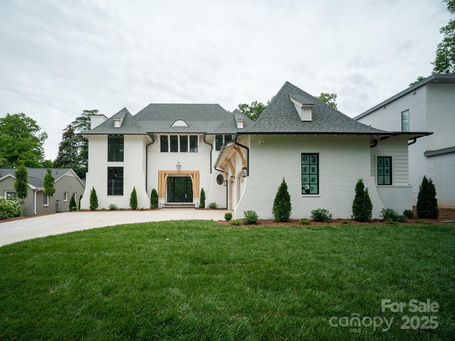 3212 Willow Oak Road