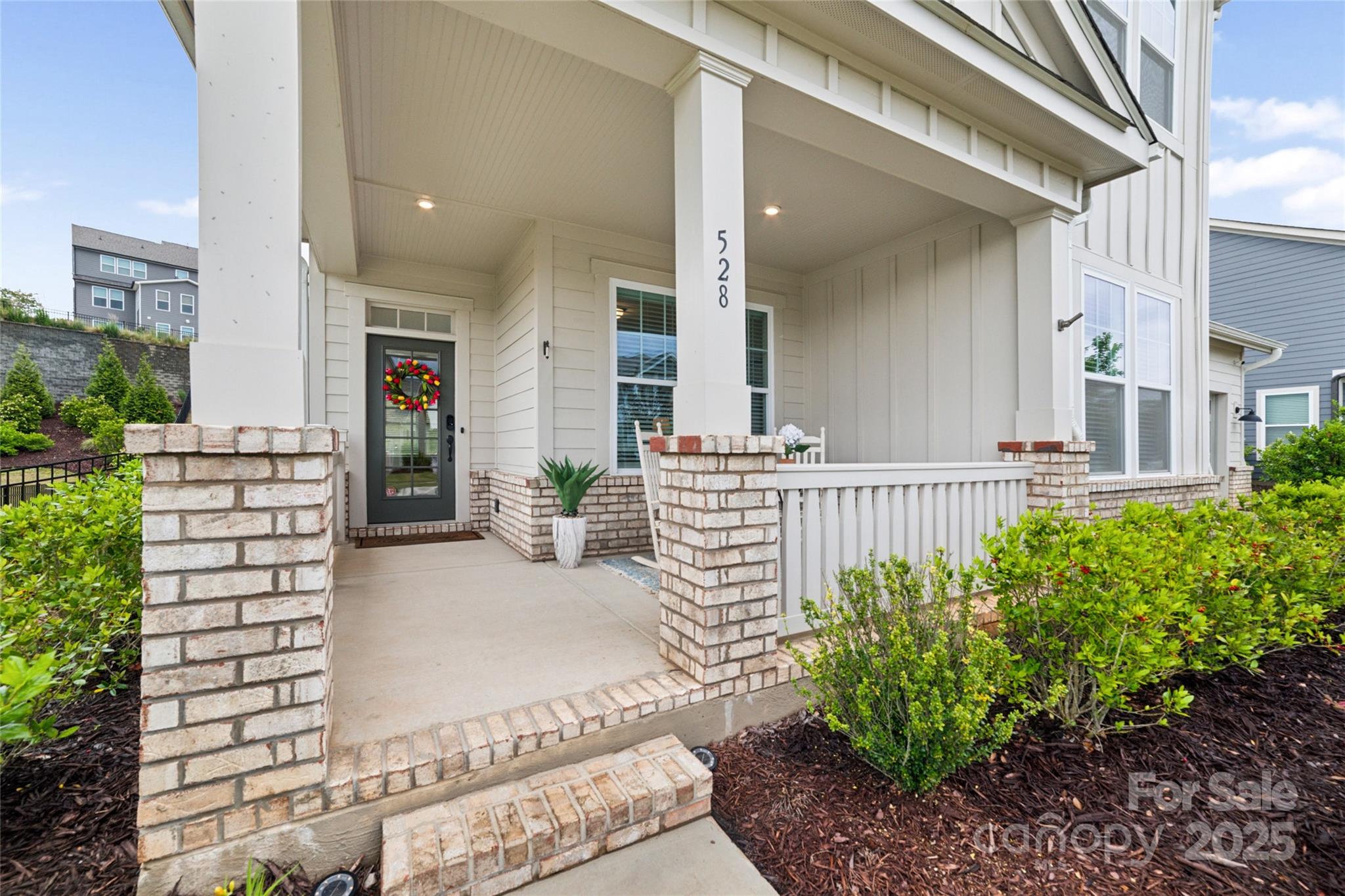528 Rock Skip Way