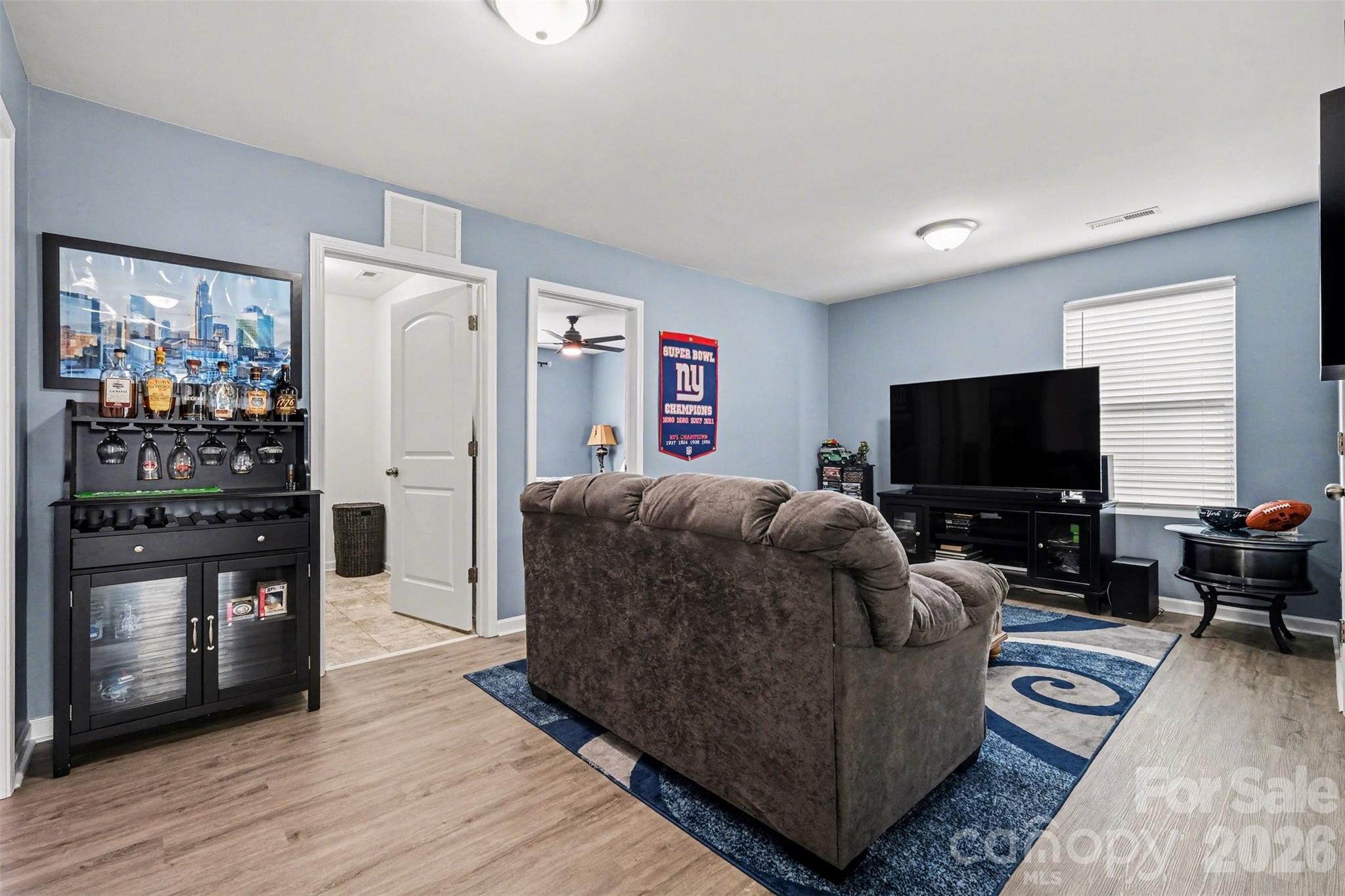 Newport Lakes - Residential