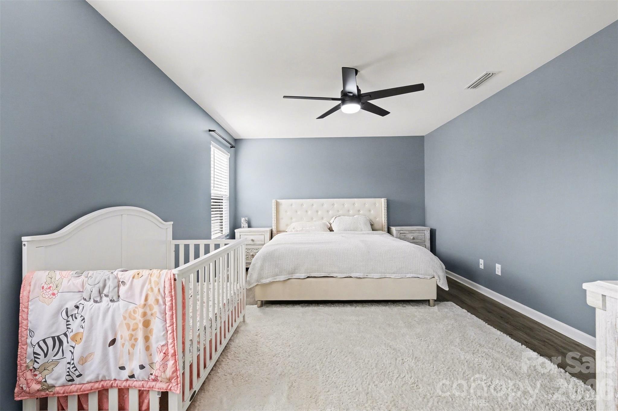 Newport Lakes - Residential