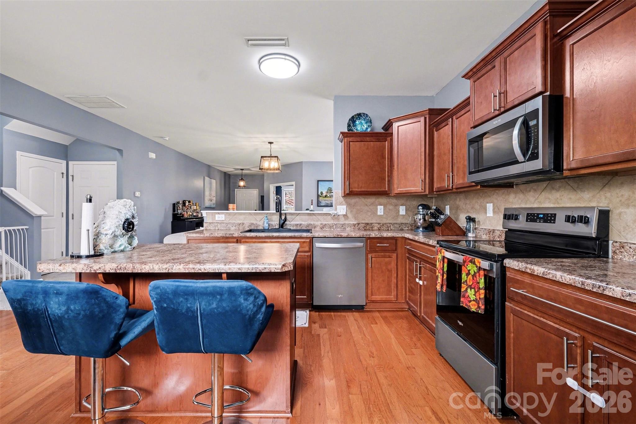 Newport Lakes - Residential