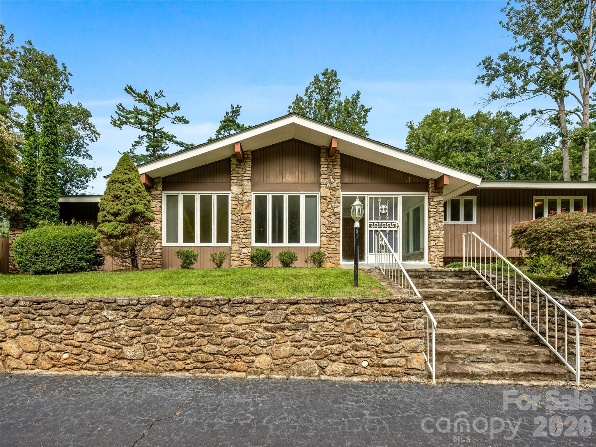 175 Robinhood Road