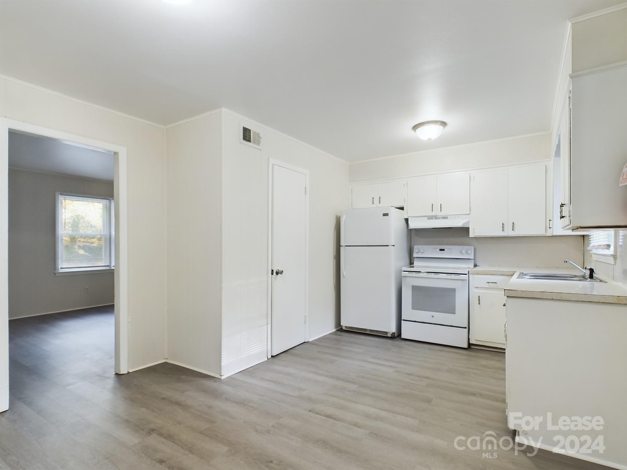 Lancaster - Residential Lease