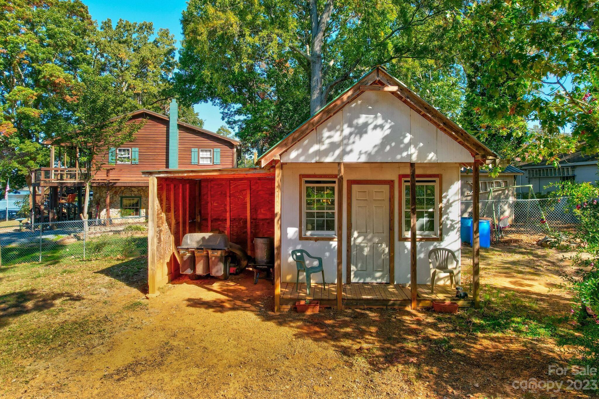 Sapona Shores - Residential