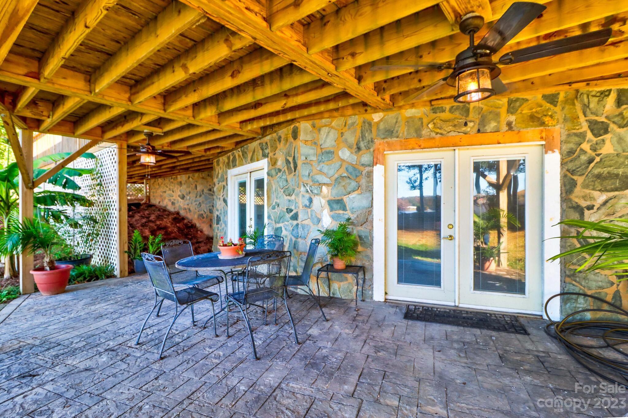 Sapona Shores - Residential