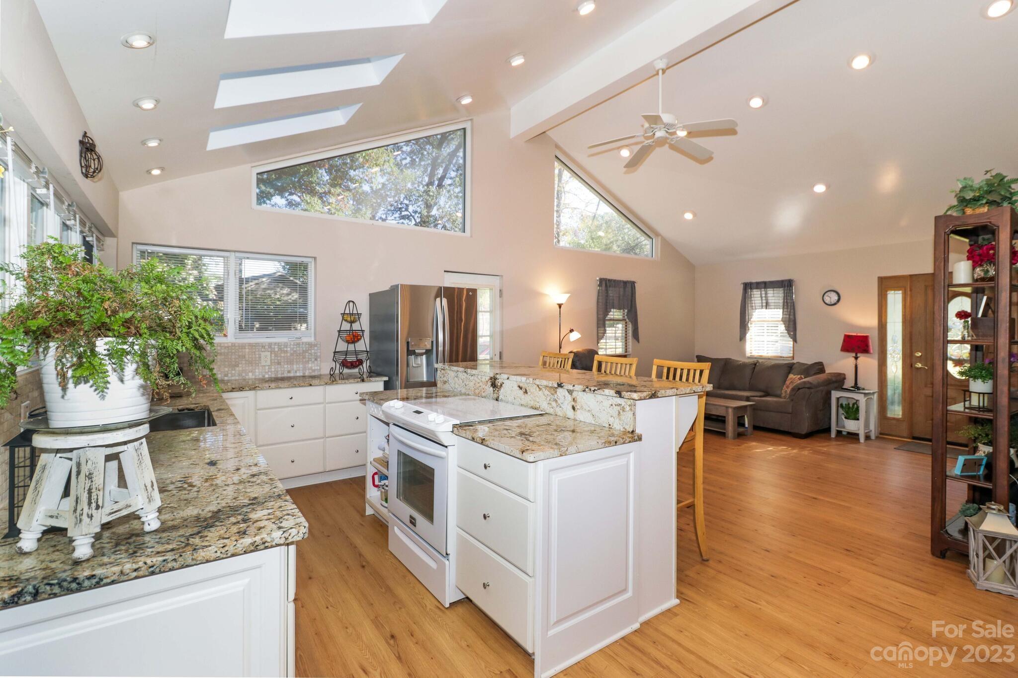 Sapona Shores - Residential