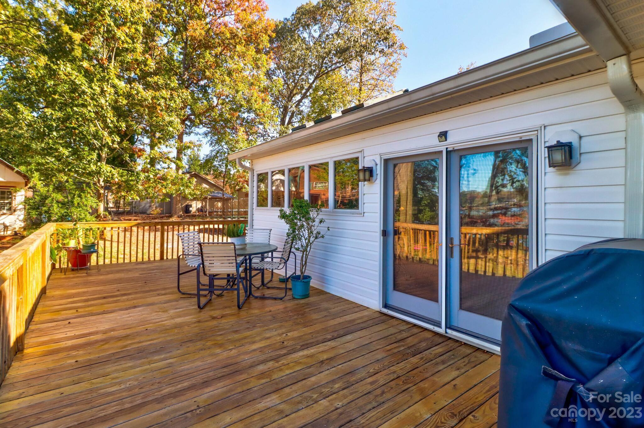 Sapona Shores - Residential