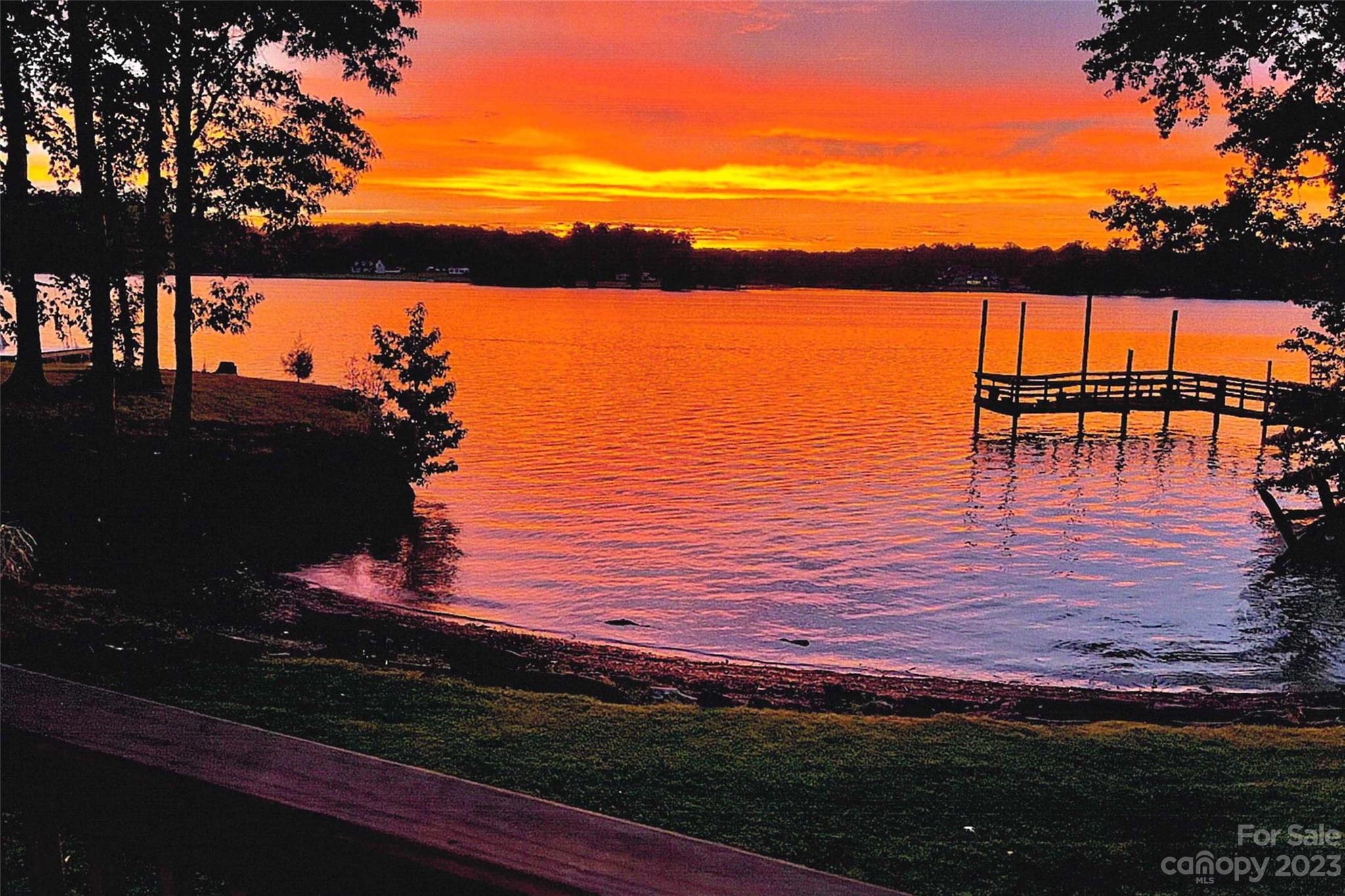 Sapona Shores - Residential