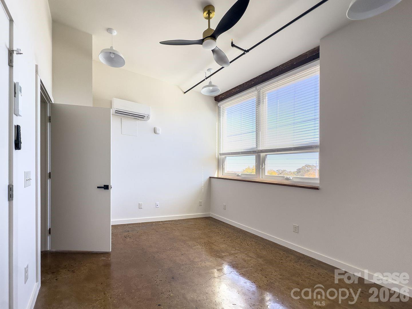 510 S College Street 120