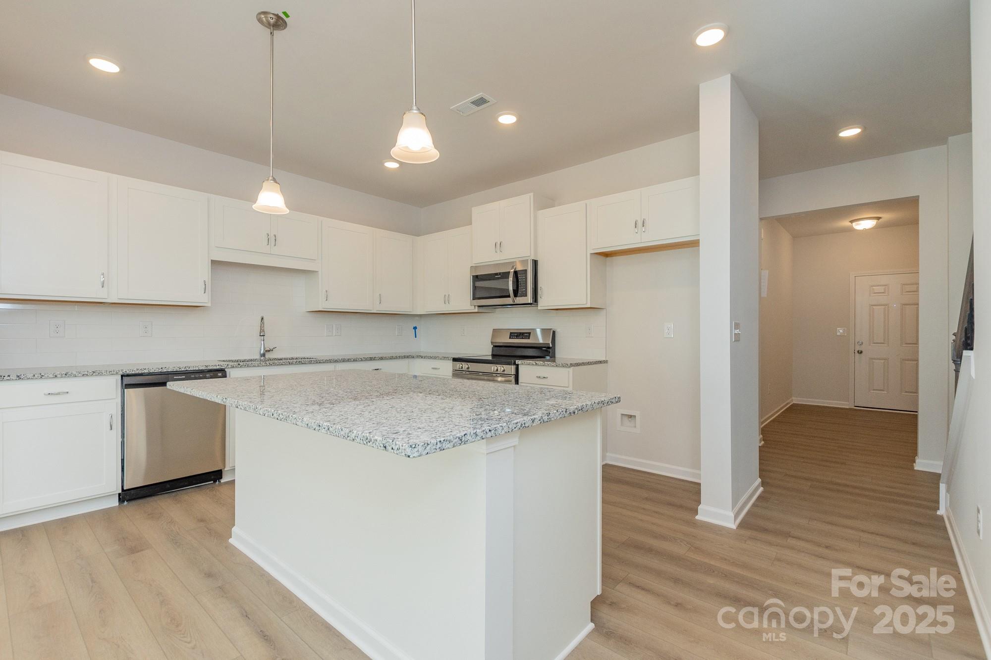 Hickory Glen - Residential