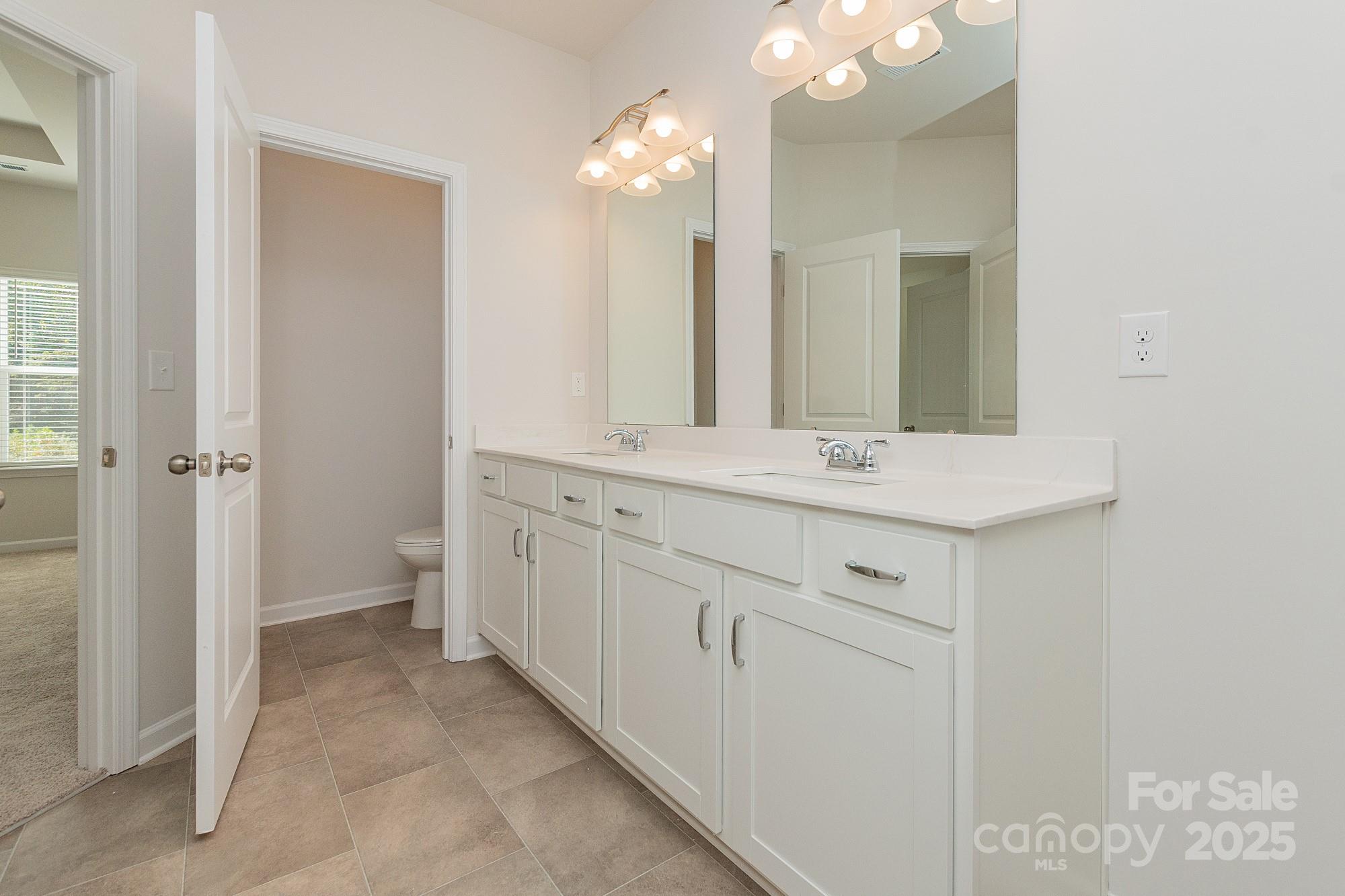 Hickory Glen - Residential