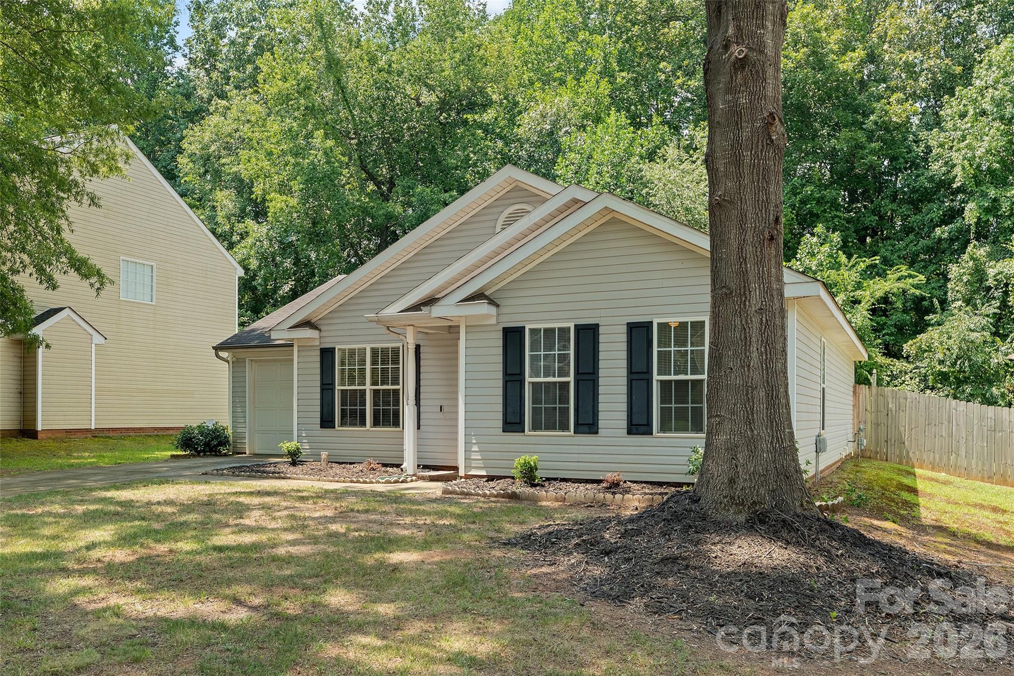 8019 Shiny Meadow Lane