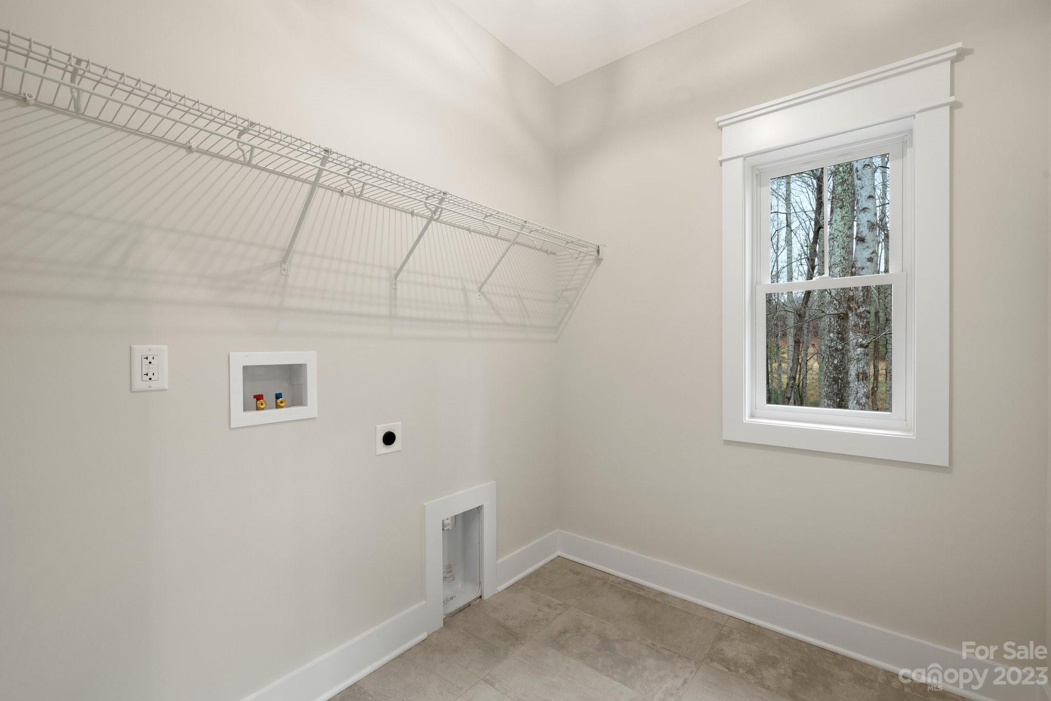 Ellis Place - Residential