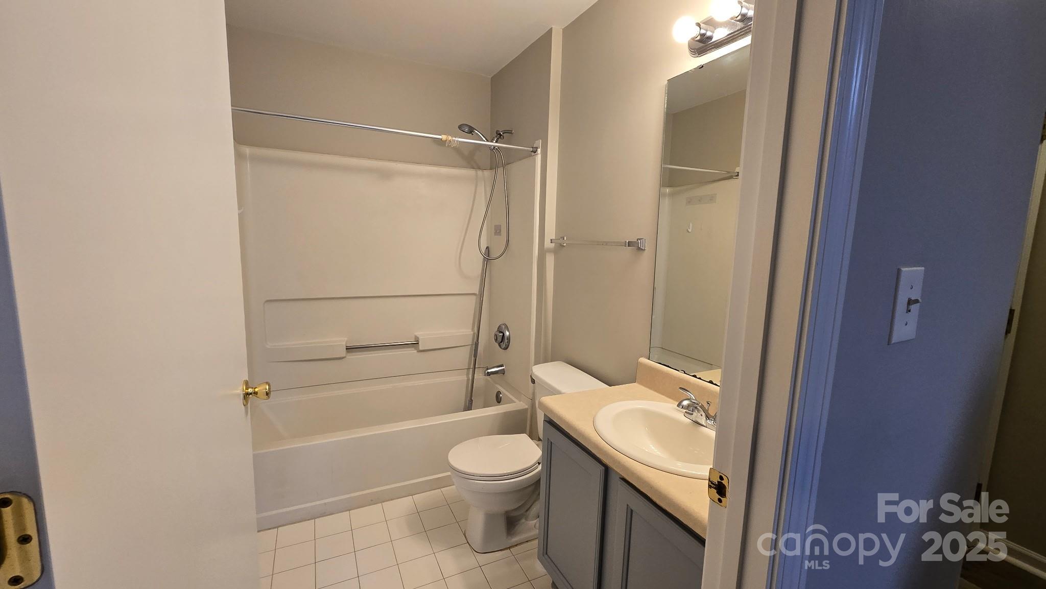 9811 Campus Walk Lane C