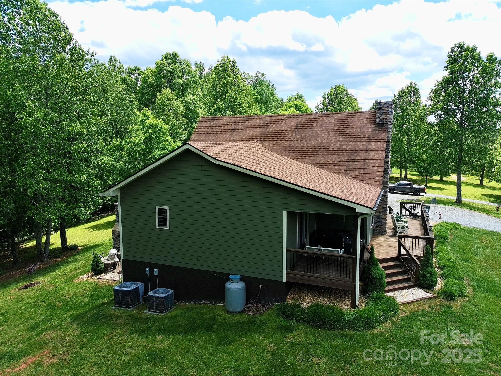 239 Whitestone Circle