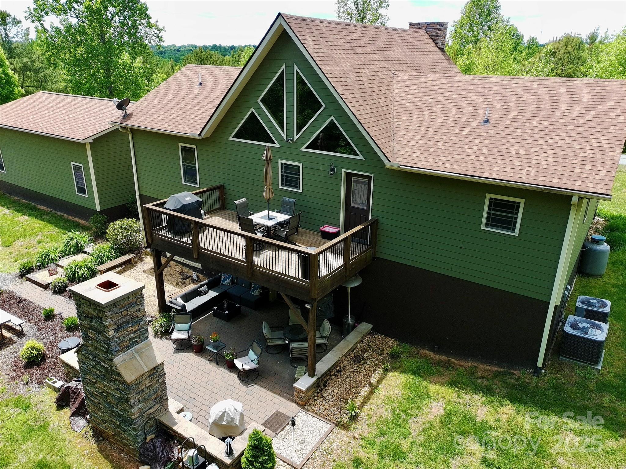 239 Whitestone Circle