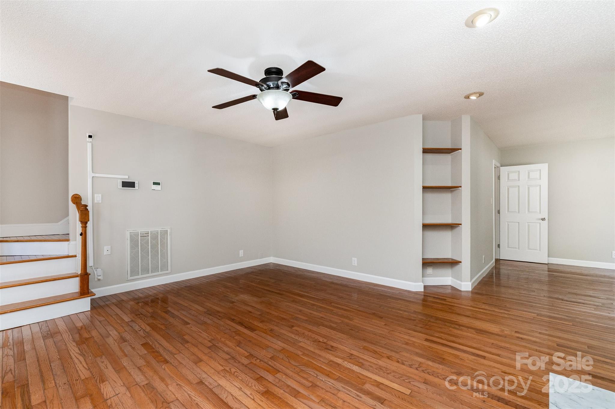 Holly Ridge - Residential