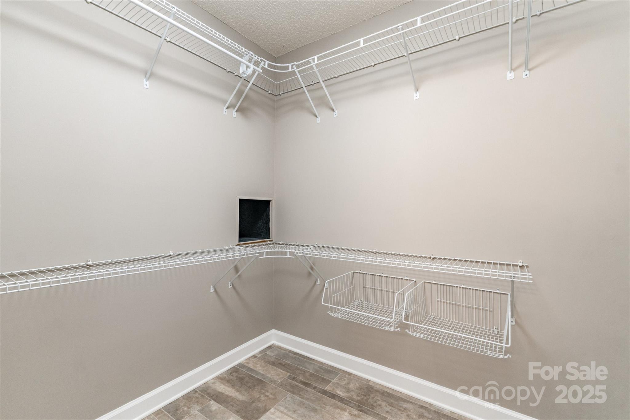 Holly Ridge - Residential