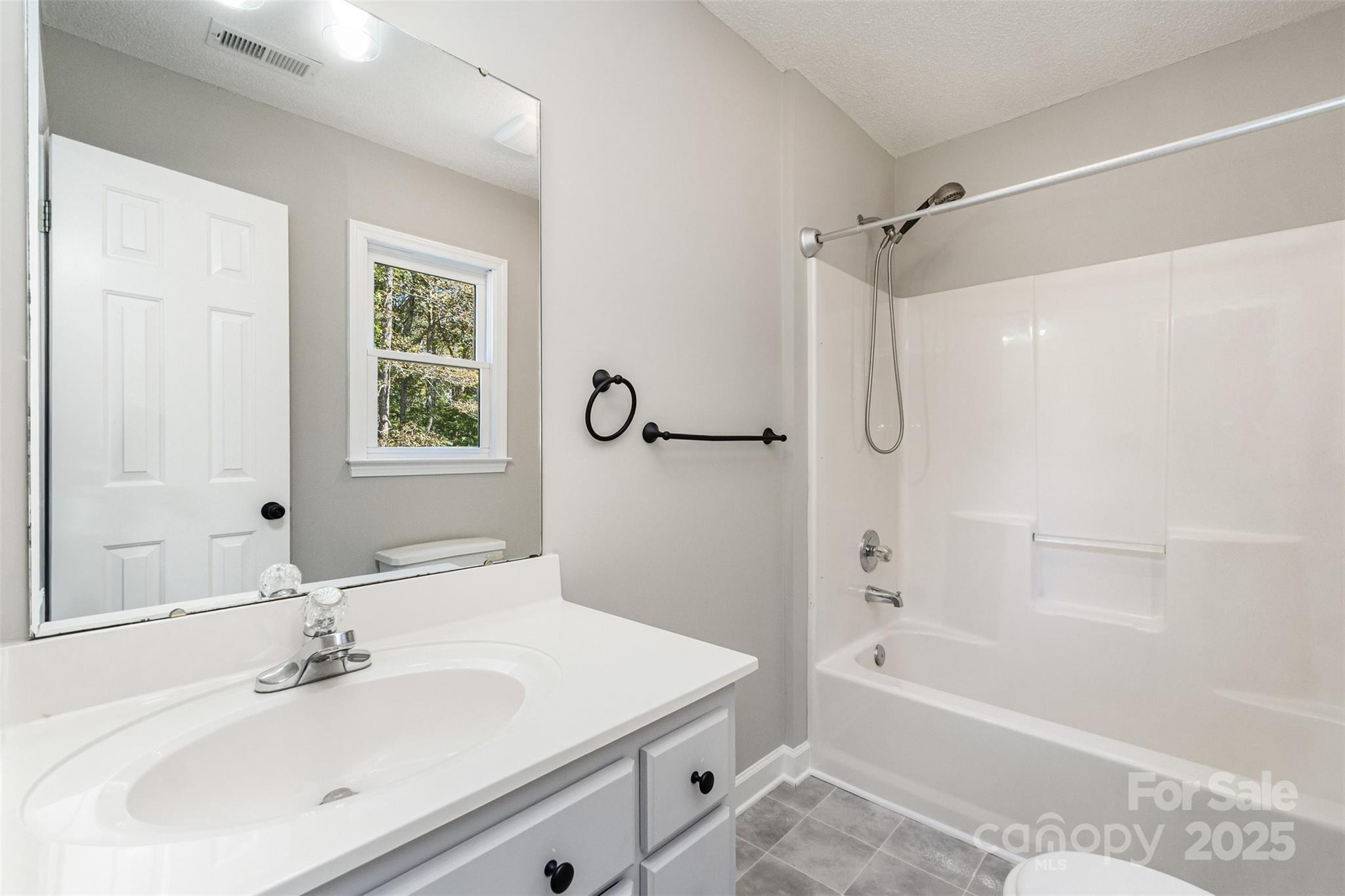 Holly Ridge - Residential