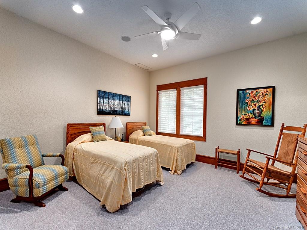 The Settings Of Black Mountain - Residential