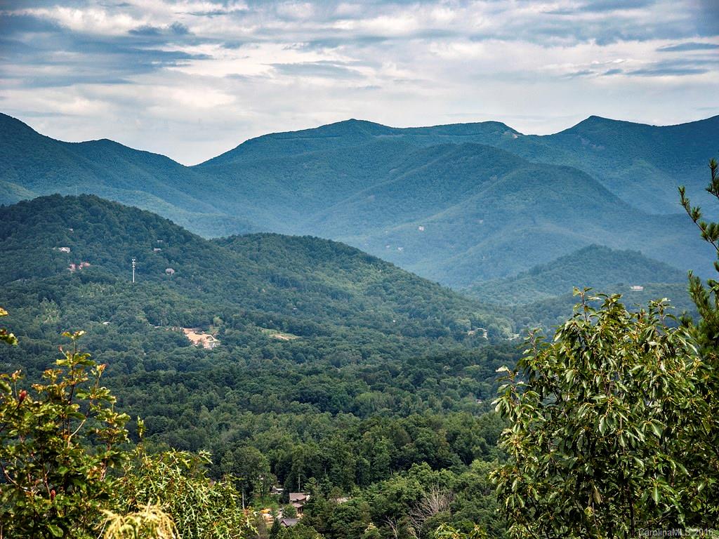 The Settings Of Black Mountain - Residential