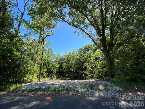 Photo of 2913 Morning Drive, Charlotte, NC 28208 (MLS # 4372404)