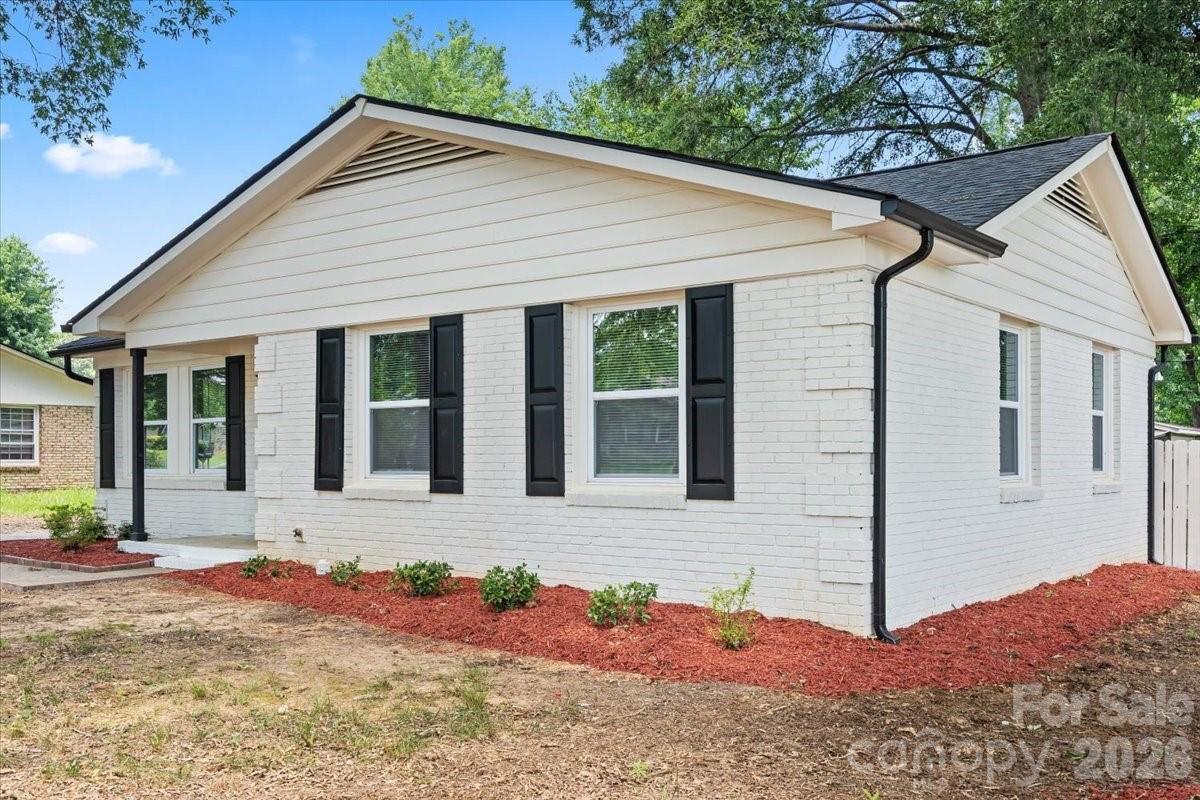8006 Hemby Wood Drive