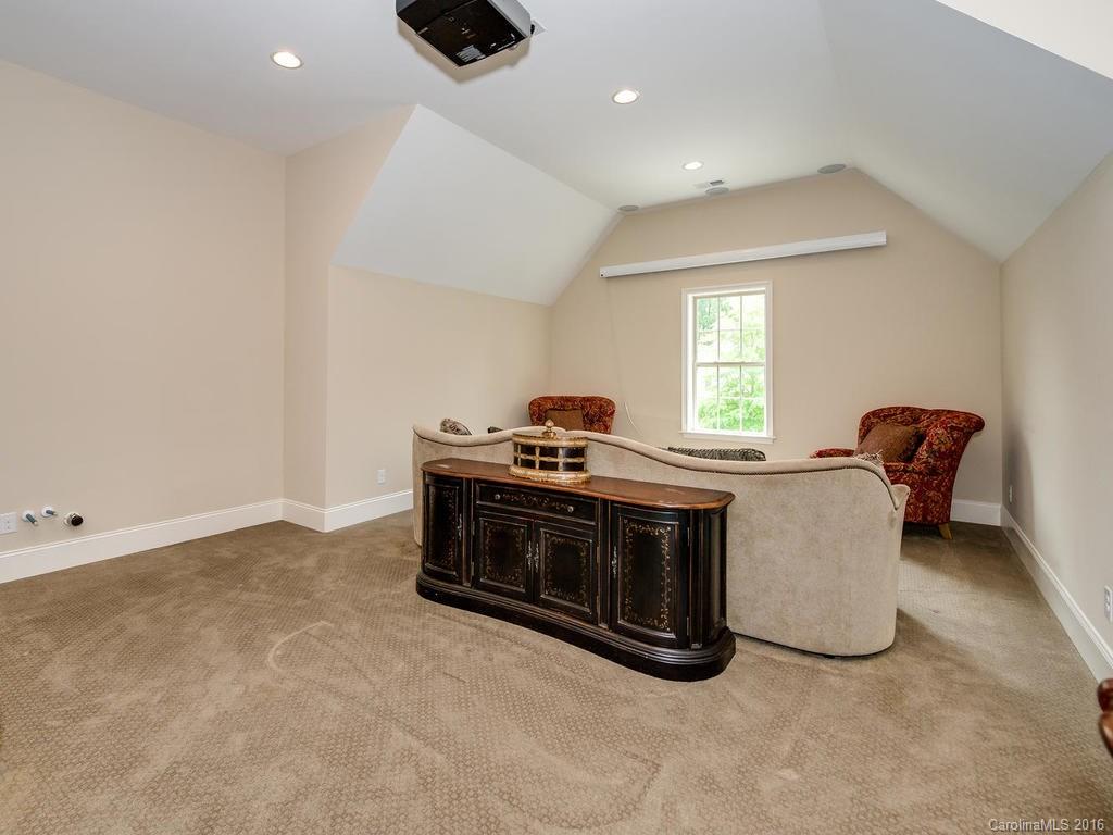 Bellmore Hall - Residential