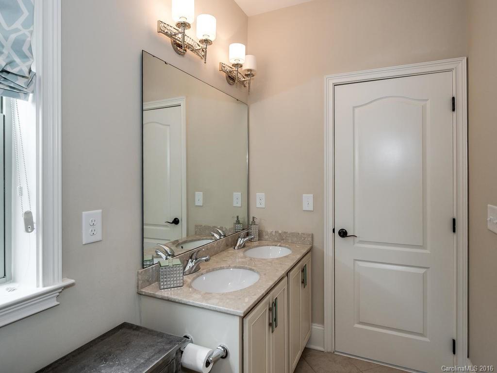 Bellmore Hall - Residential