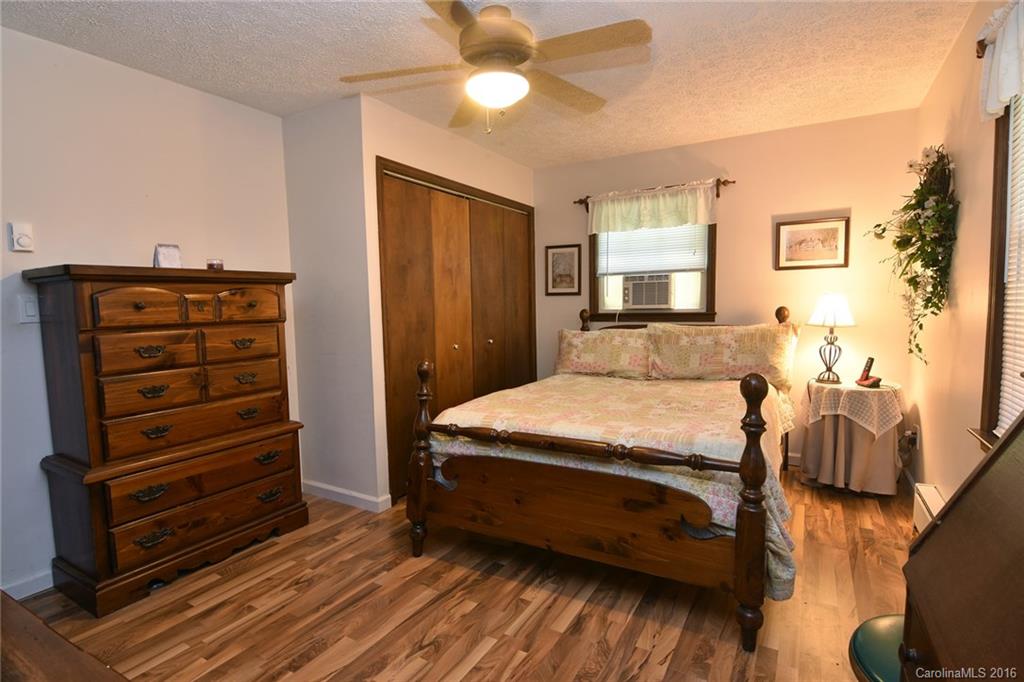 Sherwood Forest - Residential