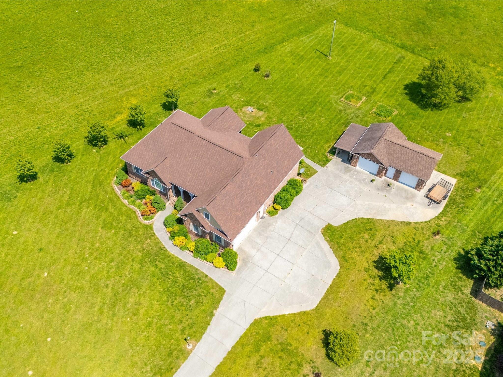 514 Clover Leaf Road