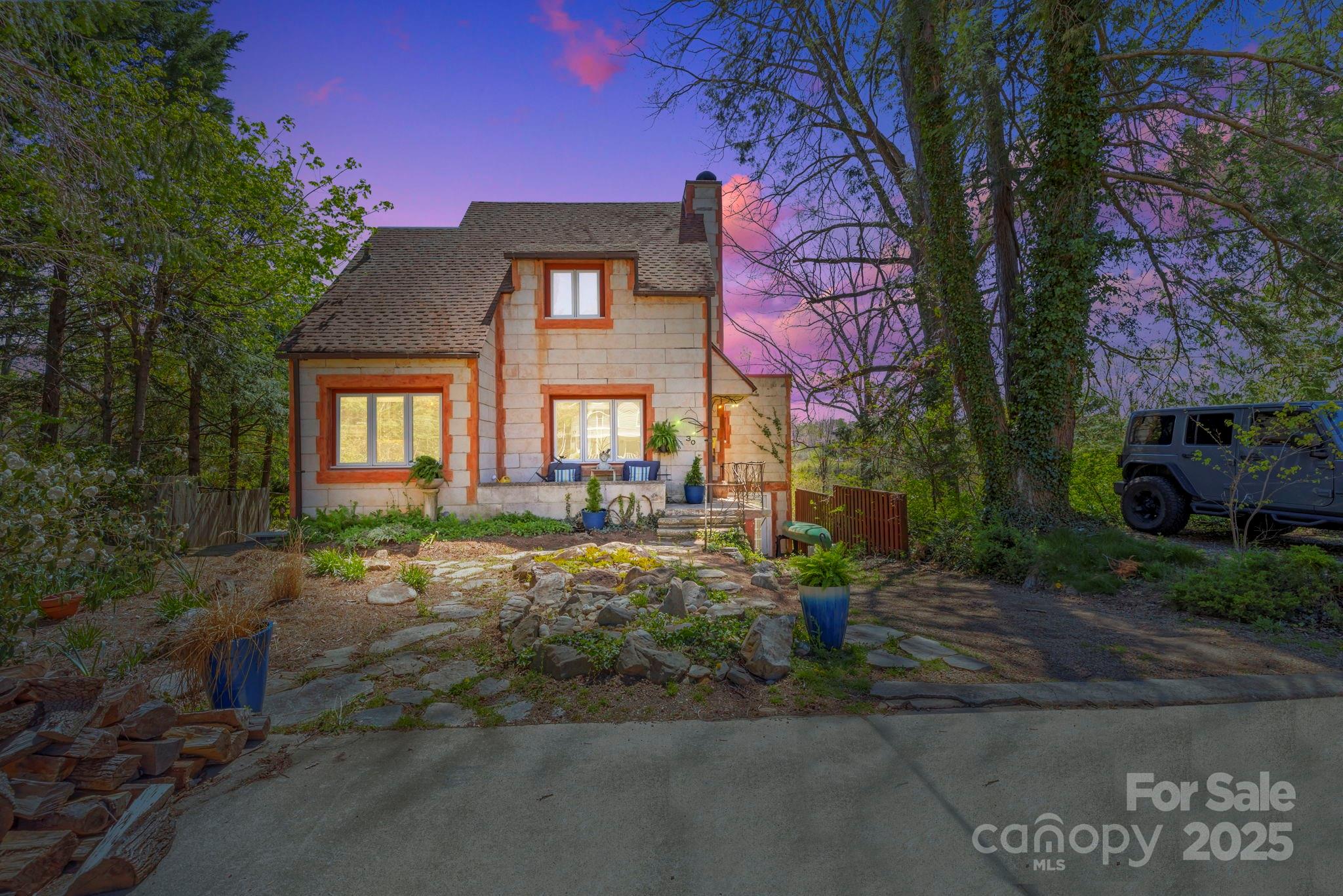 30 Norwood Avenue